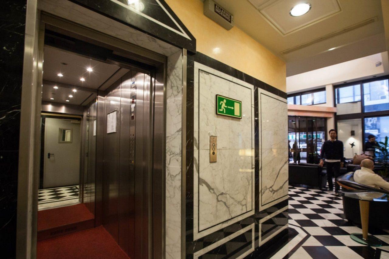 Brunelleschi Hotel Milano Esterno foto