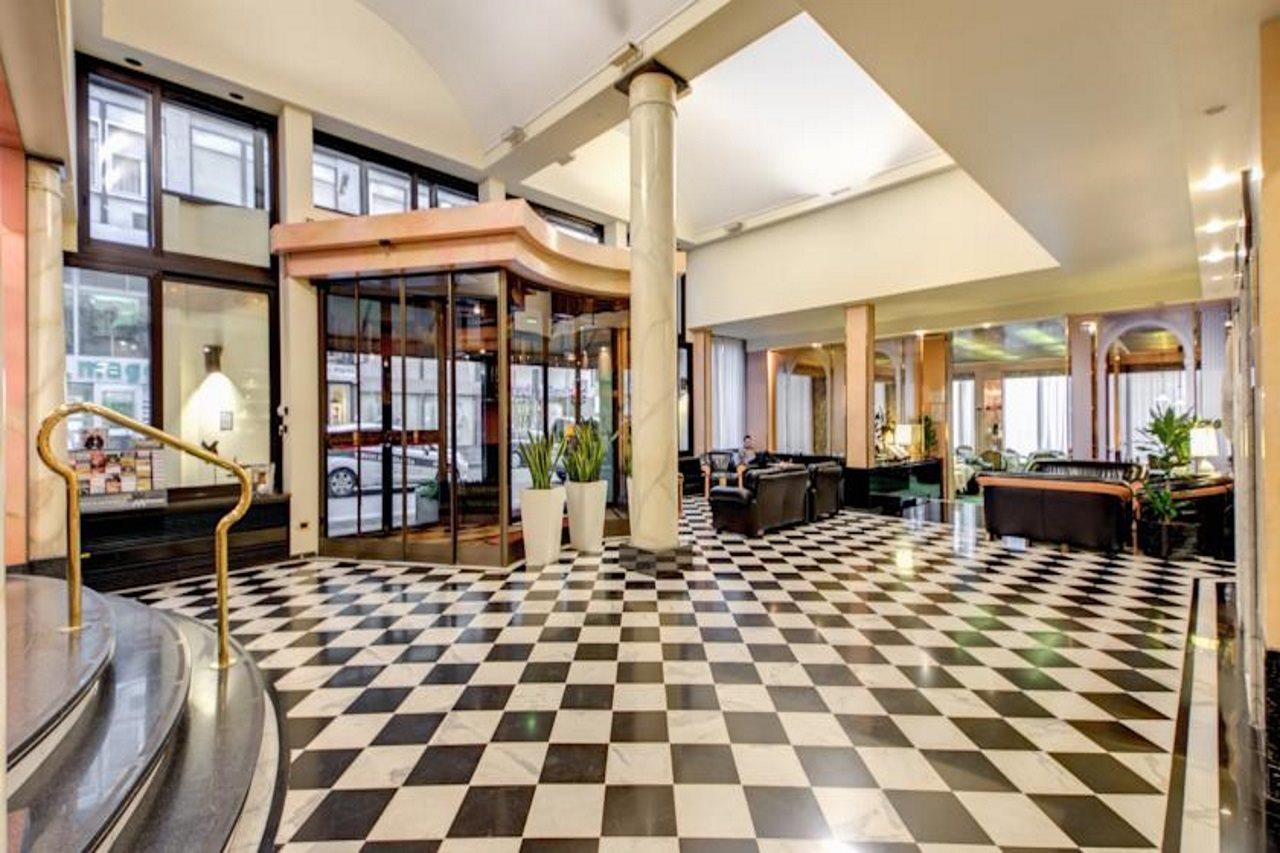 Brunelleschi Hotel Milano Esterno foto