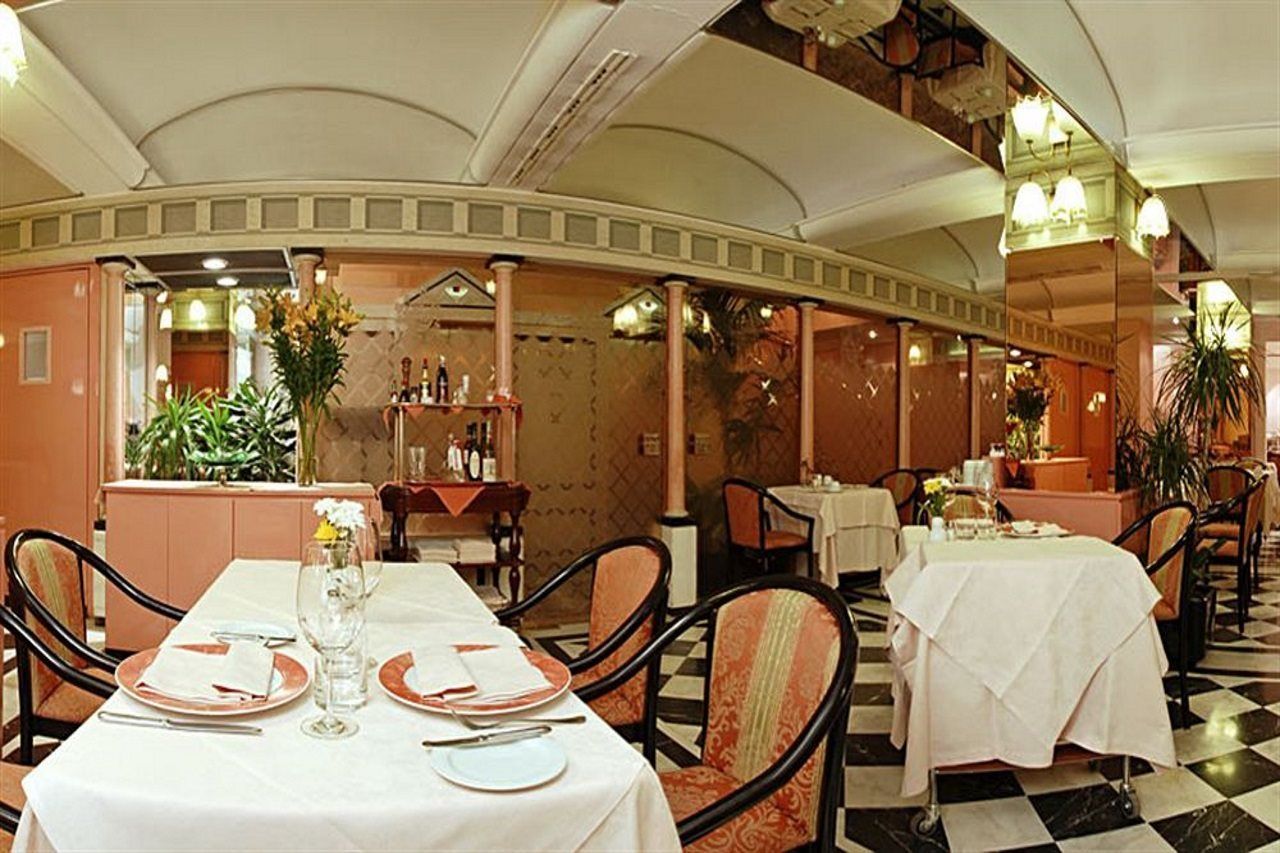 Brunelleschi Hotel Milano Esterno foto