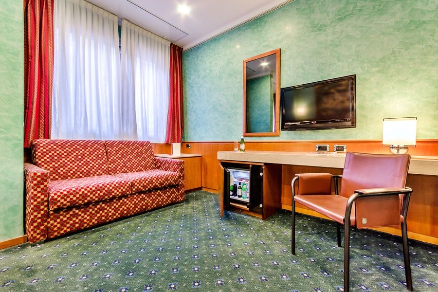 Brunelleschi Hotel Milano Esterno foto