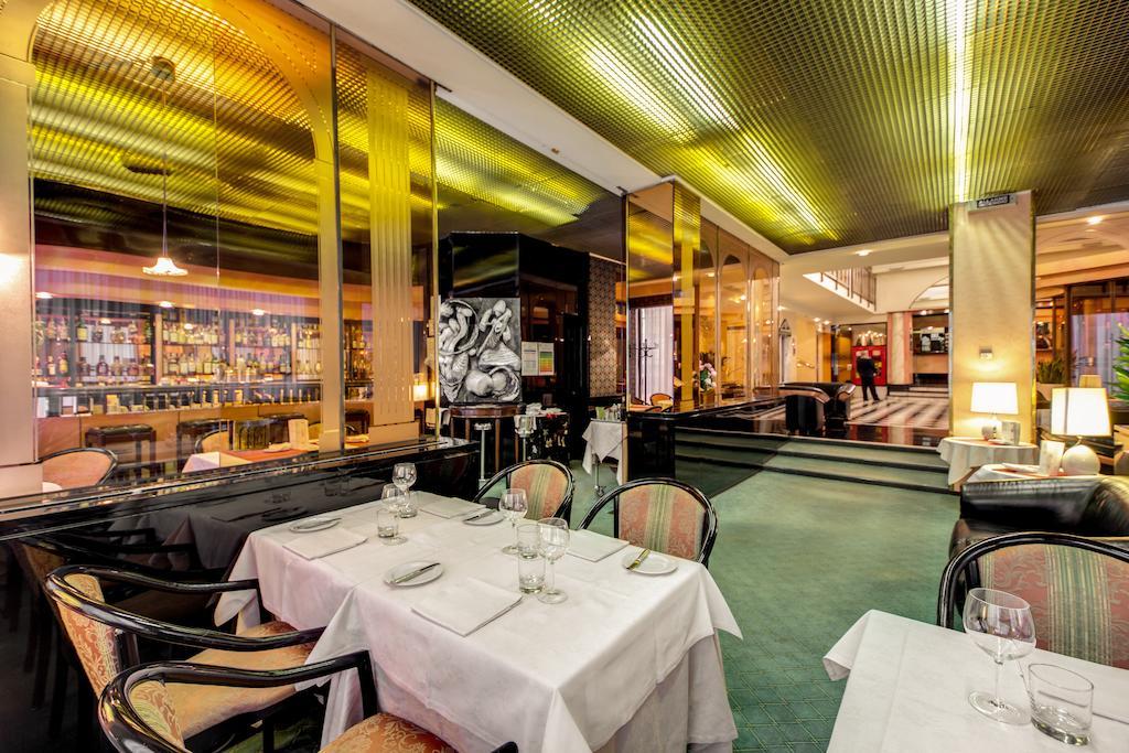 Brunelleschi Hotel Milano Esterno foto