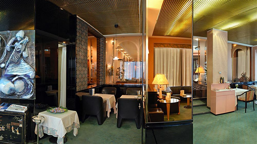 Brunelleschi Hotel Milano Esterno foto